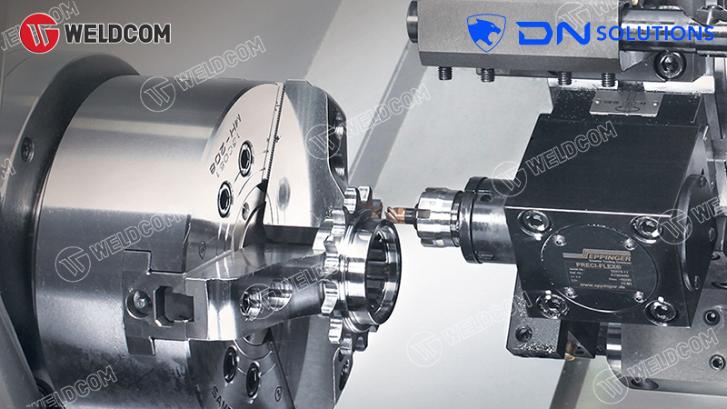 may-tien-cnc-5-truc-dnsolutions-1